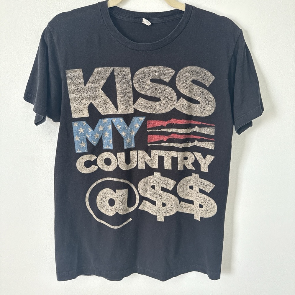 Blake Shelton "Kiss My Country A$$" Concert Tour Graphic Tee Women's Medium